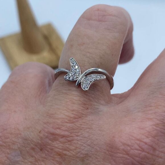 Butterfly CZ Sterling Silver Ring Size 6 - Picture 7 of 7
